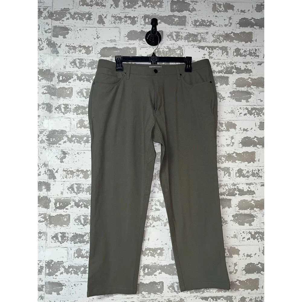 NWT! Ash & Erie Olive Hybrid XYZ Pant - Size 33x25 - very nice! $128
